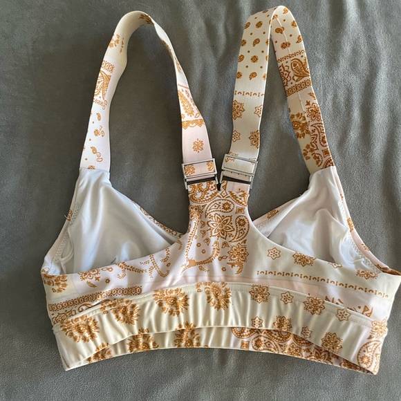 The Upside Anthropologie Carmen Bandana Sports Bra - Picture 9 of 9